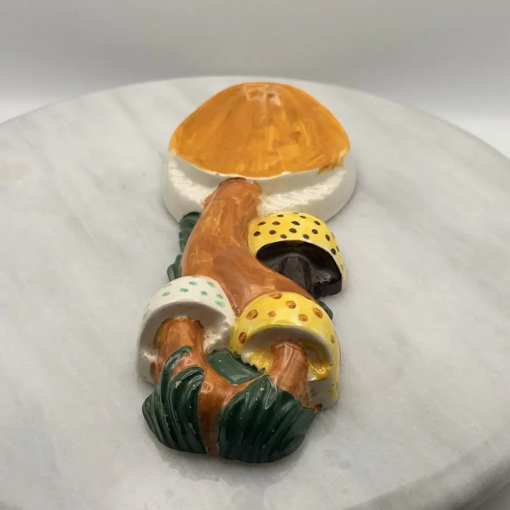 Vintage 1974 Arnel's Mushroom Ceramic Spoon Rest Wall Decor Hand Painted 8.5